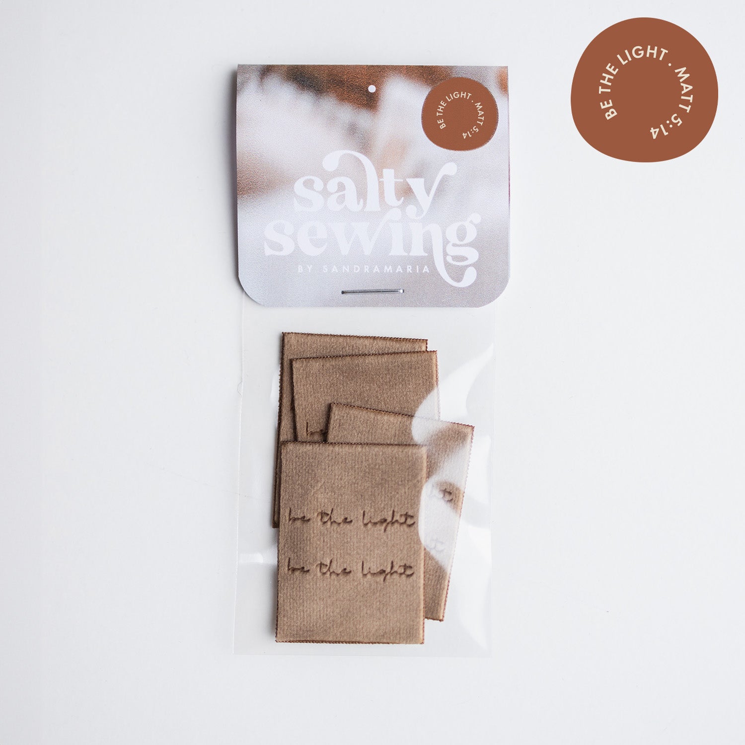 Double folded velvet label - Be the Light