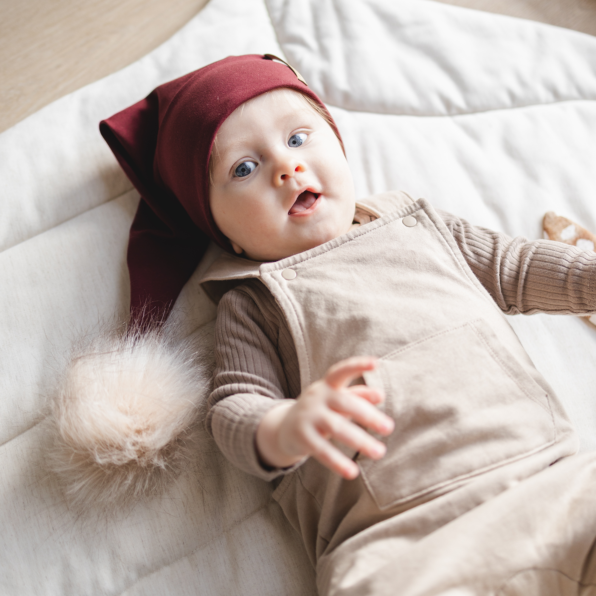 Luvis – the Santa hat