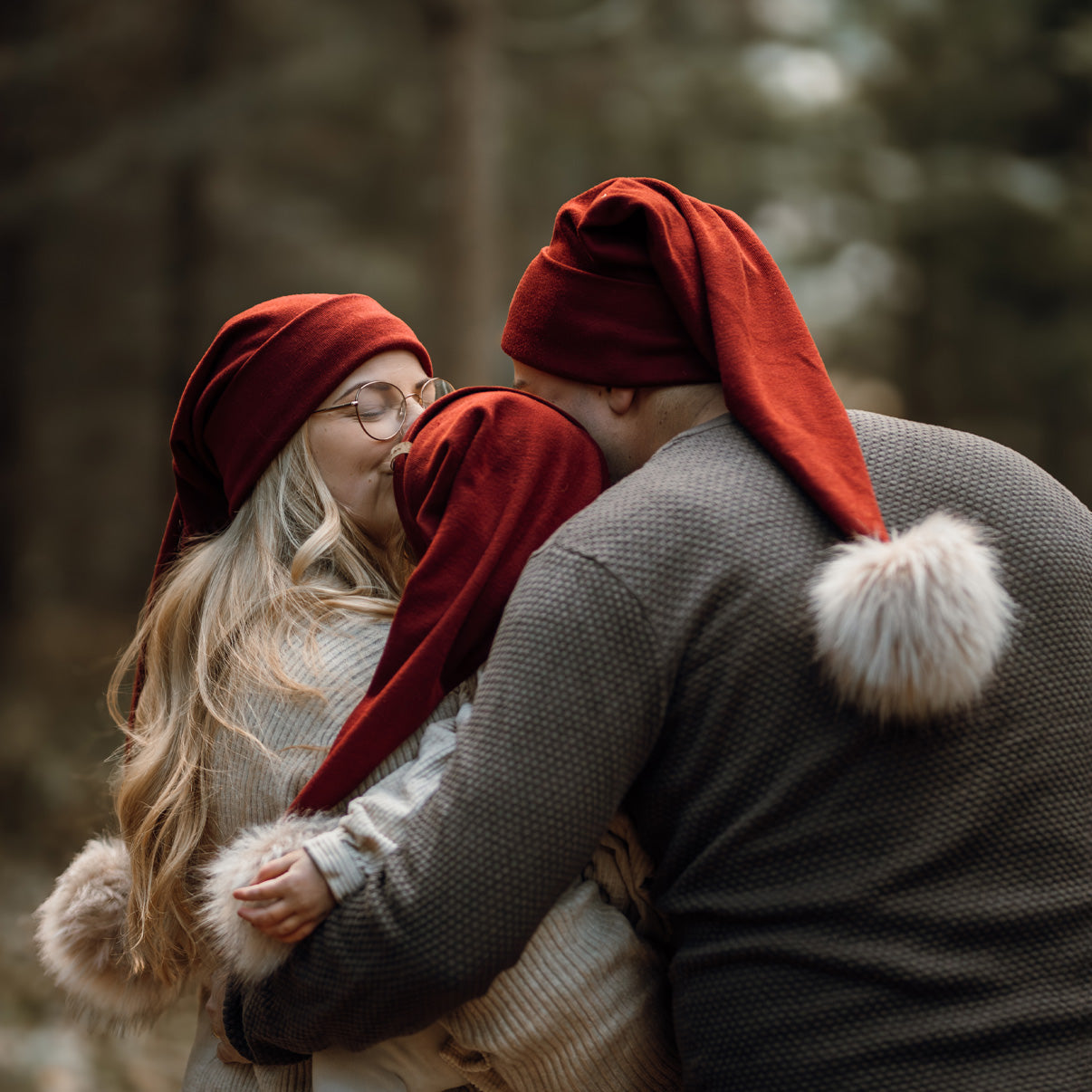Luvis – the Santa hat
