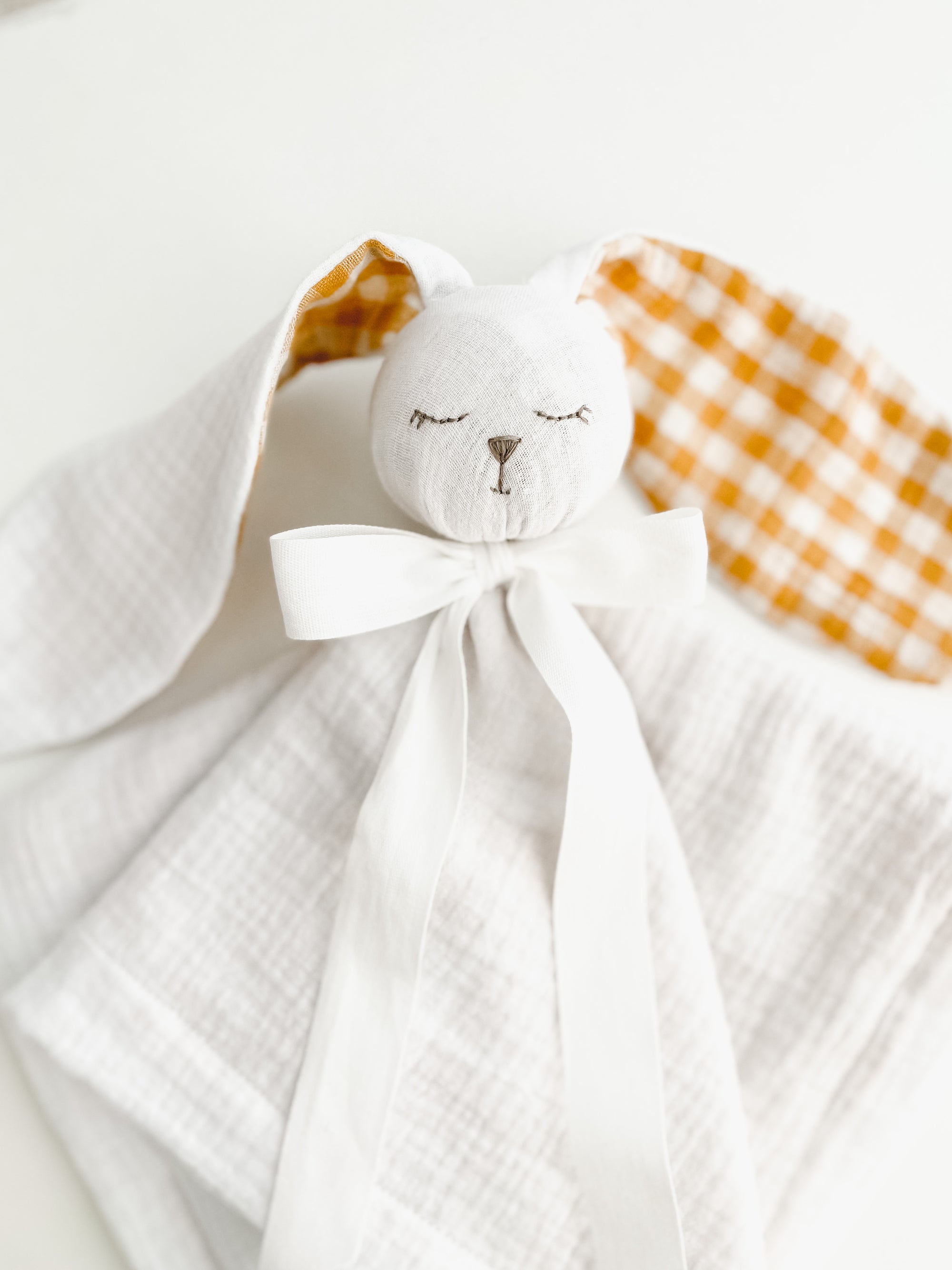 Snuttis – the Snuggle Bunny